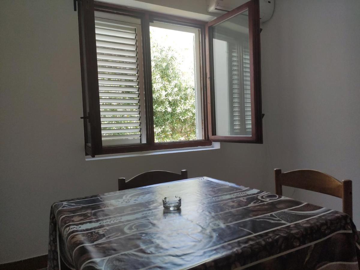 Apartment Petricevic *
